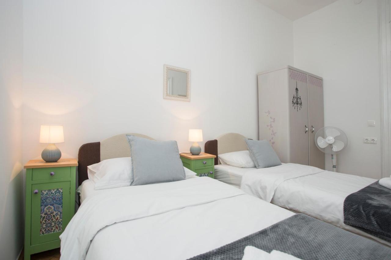 Town Place Apartment سبليت المظهر الخارجي الصورة